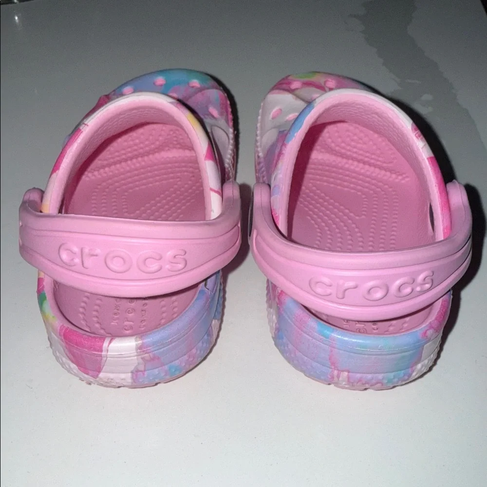 CROCS Kids' Pink Multi Tie-Dye Classic Clog - Picture 4 of 5